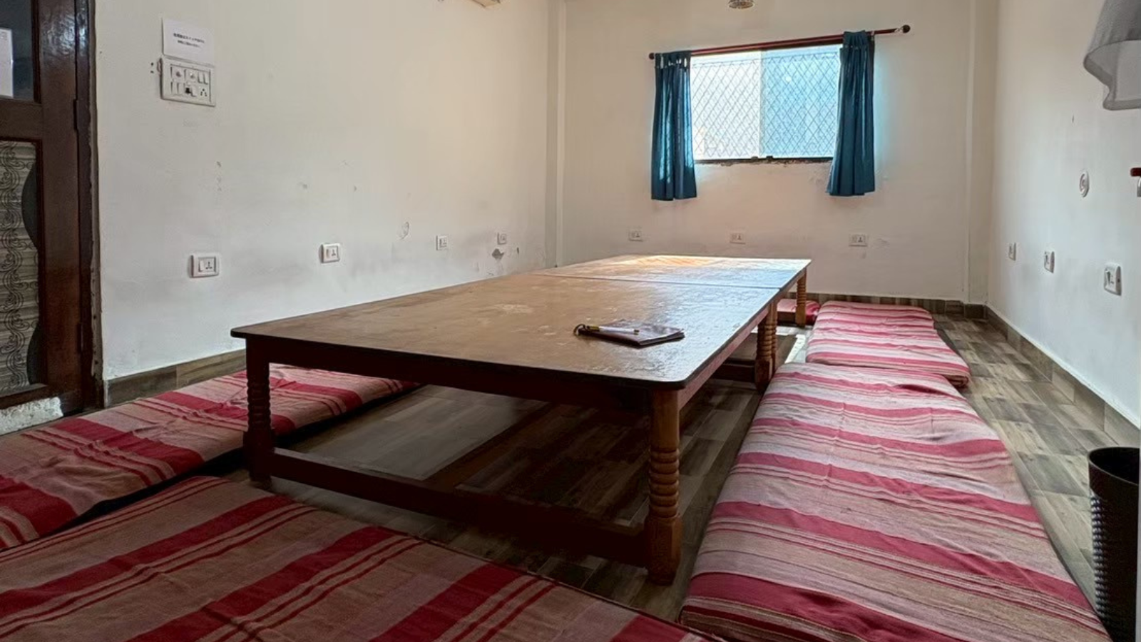 サンタナデリー