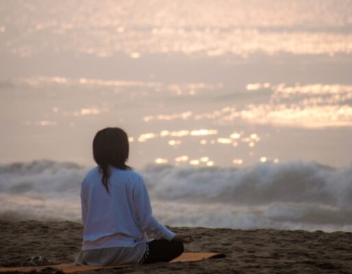 海での瞑想は心地よくて幸福度倍増✳︎