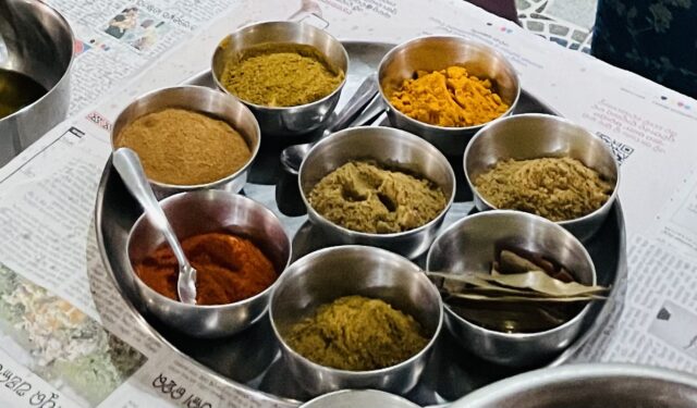 スパイスたっぷりの体に優しいインド料理