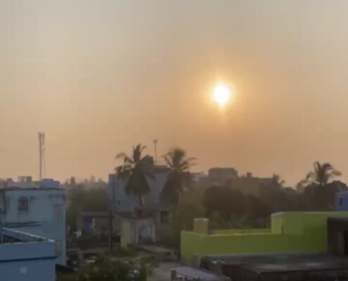 屋上からの朝日